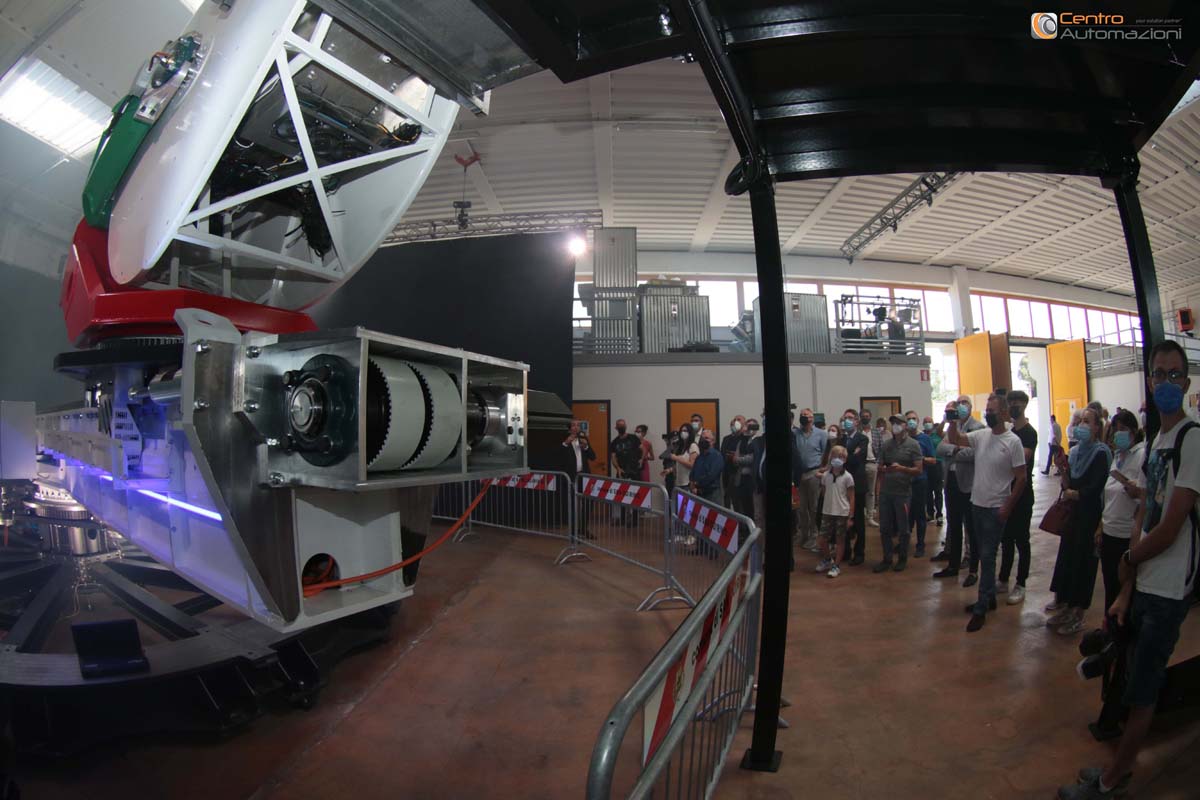“Agatha Flight Simulator”, il primo simulatore dinamico di volo a “G” sostenuti